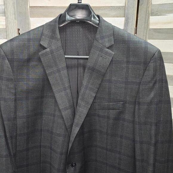 Big and Tall Plaid Stretch Fabric Regular Fit Suit Jacket | Shaquille O'Neal XLG - Picture 4 of 14